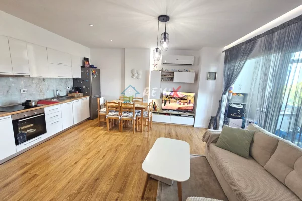 Shtepi me qera Apartament ne Durres, 1+1, Mobilimi E mobiluar, Pagesa 400  Euro.