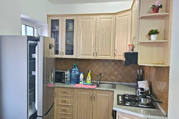 Shtepi me qera 2+1 ne Durres - 450 Euro