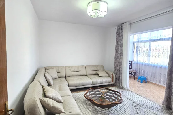 Shtepi me qera Apartament ne Durres, 2+1, Mobilimi E mobiluar, Pagesa 450  Euro.