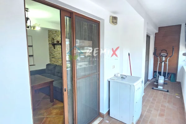 Shtepi me qera Apartament ne Durres, 3+1, Mobilimi E mobiluar, Pagesa 400  Euro.