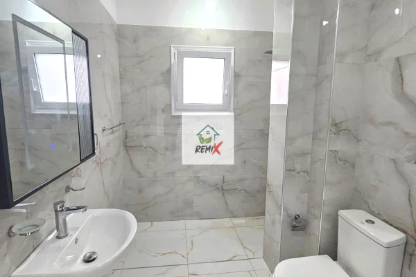 Shtepi me qera Apartament ne Durres, 1+1, Mobilimi E mobiluar, Pagesa 30,000  Leke.
