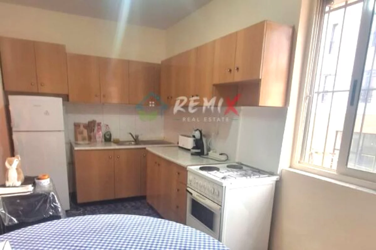 Shtepi ne shitje Apartament ne Tirane, 1+1, Mobilimi Pjeserisht e mobiluar, Pagesa 138,000  Euro.