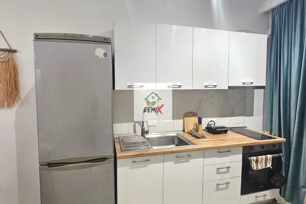Shtepi ne shitje Apartament ne Durres, 1+1, Mobilimi E mobiluar, Pagesa 110,000  Euro.