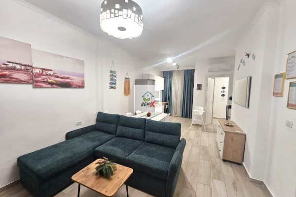 Shtepi ne shitje Apartament ne Durres, 1+1, Mobilimi E mobiluar, Pagesa 110,000  Euro.