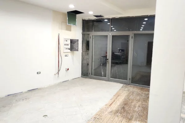 Ambient biznesi me qera 3+1 ne Tirane - 1,500 Euro