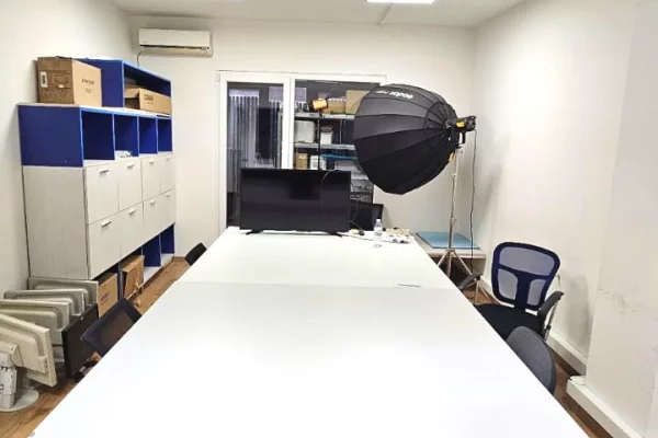 Ambient zyre me qera ne bllok 