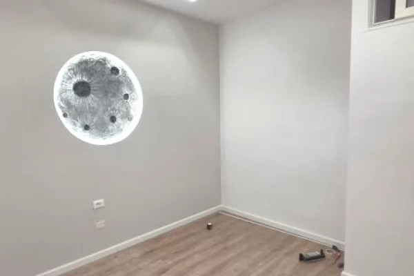 Shtepi ne shitje Apartament ne Tirane, 1+1, Mobilimi Bosh, pa mobiluar, Pagesa 125,000  Euro.