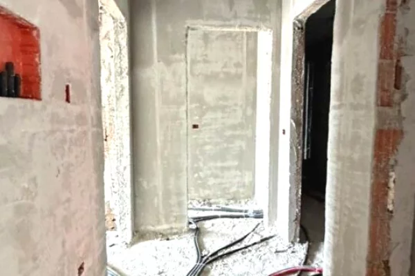 Shtepi ne shitje Apartament ne Tirane, 2+1, Mobilimi Pjeserisht e mobiluar, Pagesa 116,888  Euro.