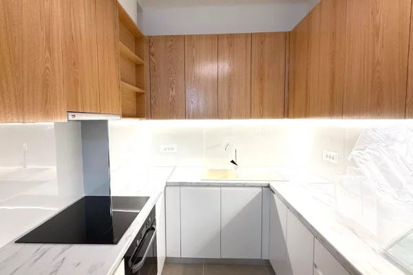 Shtepi me qera 2+1 ne Tirane - 700 Euro