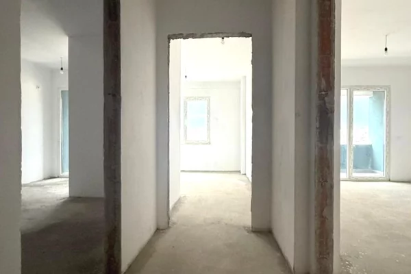 Shtepi ne shitje 2+1 ne Tirane - 215,000 Euro