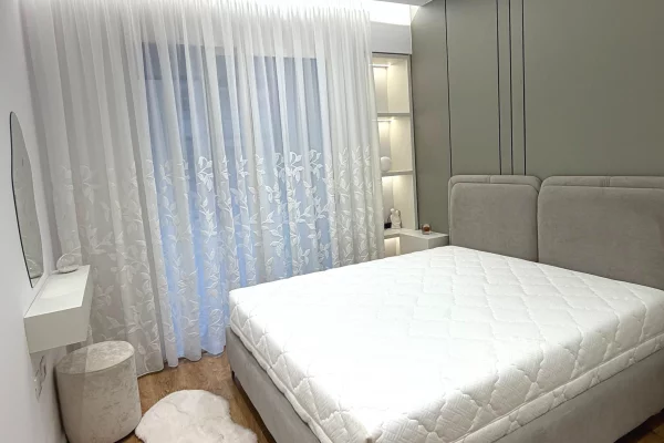Shtepi ne shitje Apartament ne Tirane, 1+1, Mobilimi E mobiluar, Pagesa 109,000  Euro.