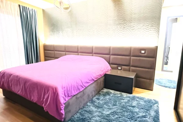 Shtepi me qera Apartament ne Tirane, 2+1, Mobilimi E mobiluar, Pagesa 800  Euro.