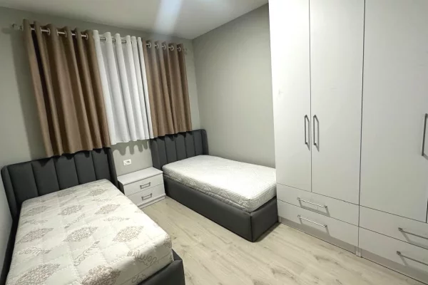 Shtepi me qera Apartament ne Tirane, 2+1, Mobilimi E mobiluar, Pagesa 70,000  Leke.