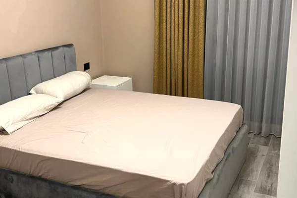 Shtepi me qera Apartament ne Tirane, 1+1, Mobilimi E mobiluar, Pagesa 800  Euro.