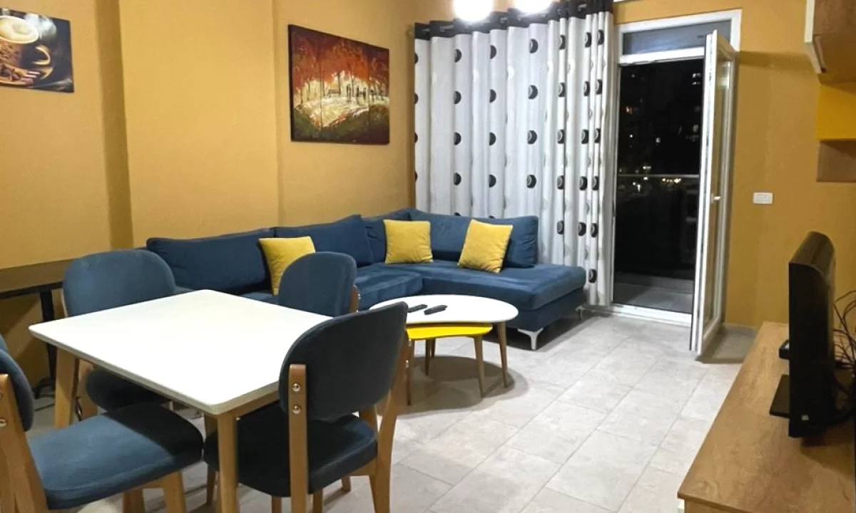 Shtepi me qera Apartament ne Tirane, 1+1, Mobilimi E mobiluar, Pagesa 60,000  Leke.