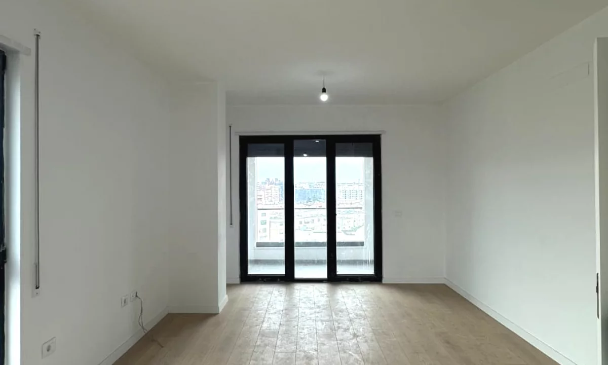 Appartamento in vendita a Tirana 3+1, SemiArredato