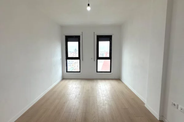 Appartamento in vendita a Tirana 3+1, SemiArredato