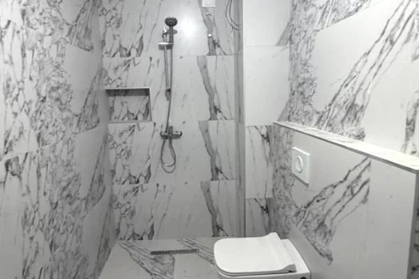 Appartamento in vendita a Tirana 2+1, Vuoto