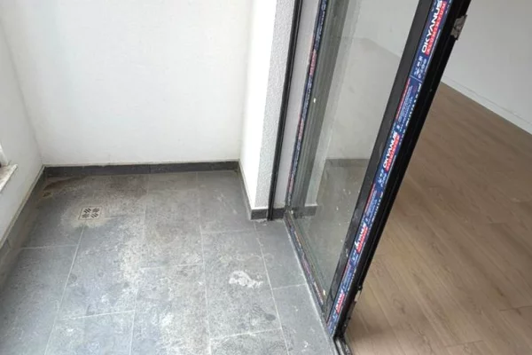 Appartamento in vendita a Tirana 2+1, Vuoto