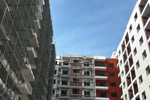 Appartamento in vendita a Tirana 2+1, Vuoto