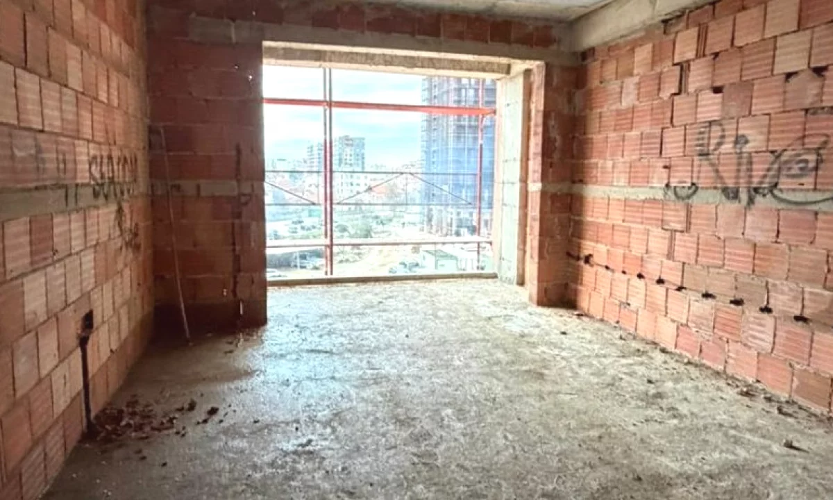 Shtepi ne shitje Apartament ne Tirane, 2+1, Mobilimi Pjeserisht e mobiluar, Pagesa 208,015  Euro.