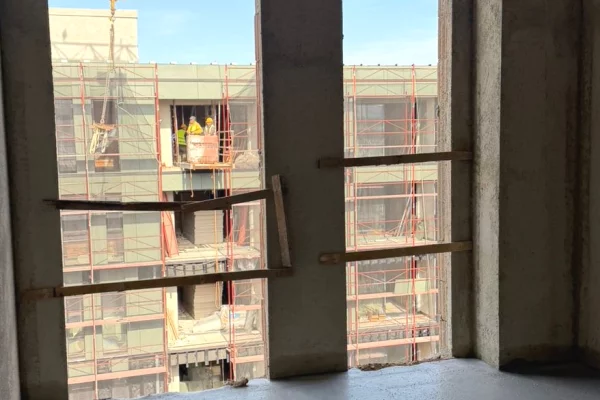 Shtepi ne shitje Apartament ne Tirane, 2+1, Mobilimi Pjeserisht e mobiluar, Pagesa 176,034  Dollar.