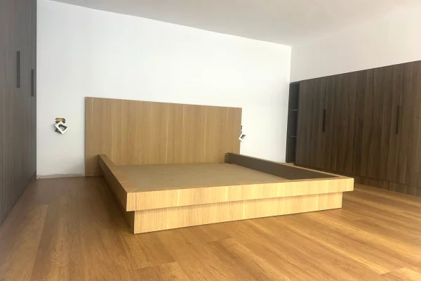 Duplex (casa a 2 piani) in vendita a Tirana 1+1, Arredato