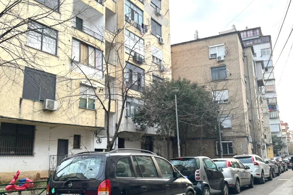 Appartamento in affitto a Tirana 1+1, Arredato