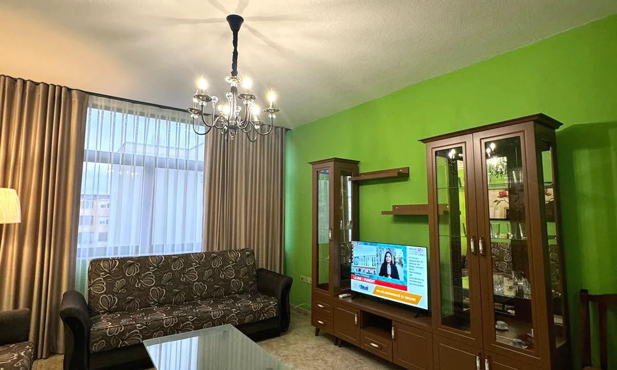 Appartamento in affitto a Tirana 1+1, Arredato