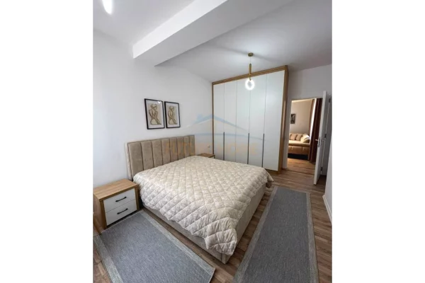 Shtepi me qera Apartament ne Tirane, 2+1, Mobilimi AGJENSI IMOBILIARE, Pagesa 850  Euro.