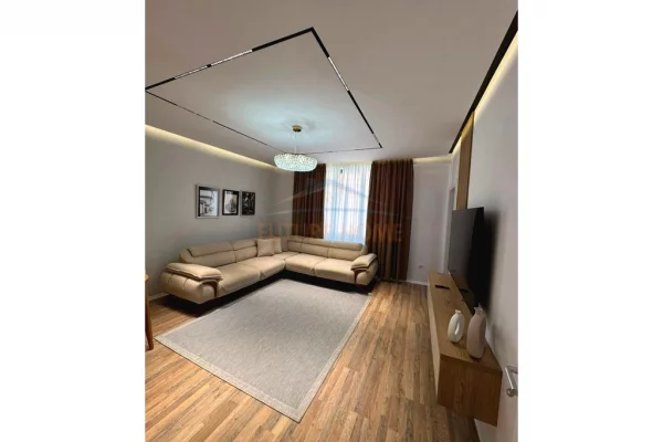 Shtepi me qera Apartament ne Tirane, 2+1, Mobilimi AGJENSI IMOBILIARE, Pagesa 850  Euro.