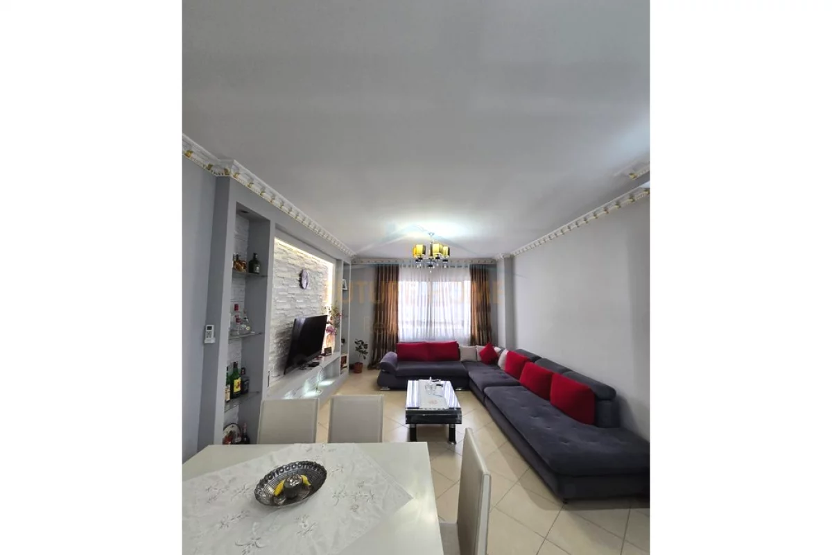 Apartment for sale in Tirana 2+1, Furnished