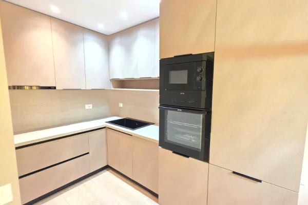 Shtepi ne shitje Apartament ne Tirane, 2+1, Mobilimi E mobiluar, Pagesa 320,000  Euro.