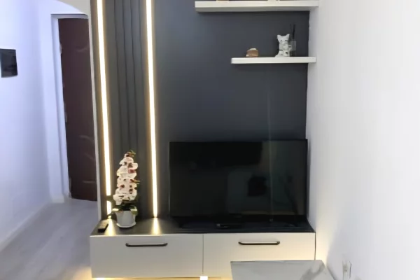 Appartamento in vendita a Tirana 1+1, Arredato