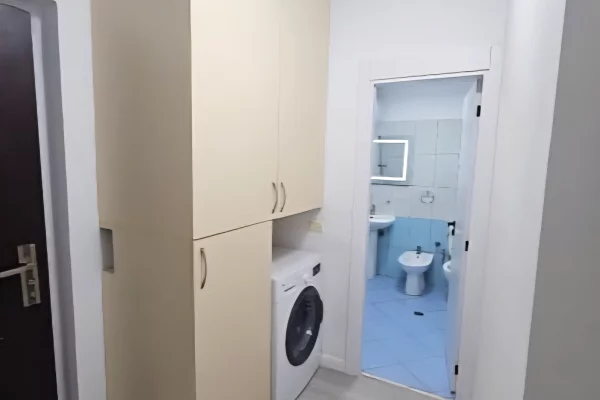 Appartamento in vendita a Tirana 1+1, Arredato