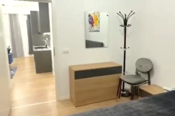 Appartamento in vendita a Tirana 2+1, Arredato