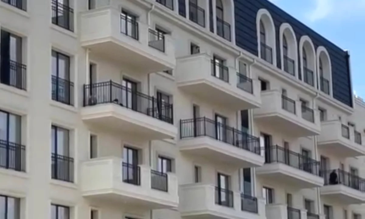 Apartment for sale in Tirana 2+1, Emty