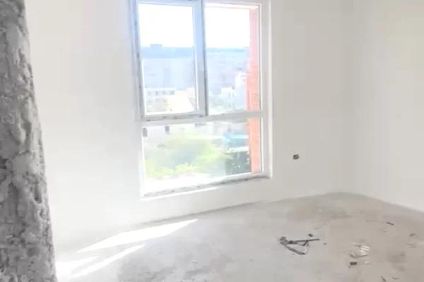 Shtepi ne shitje Apartament ne Tirane, 2+1, Mobilimi Bosh, pa mobiluar, Pagesa 128,000  Euro.