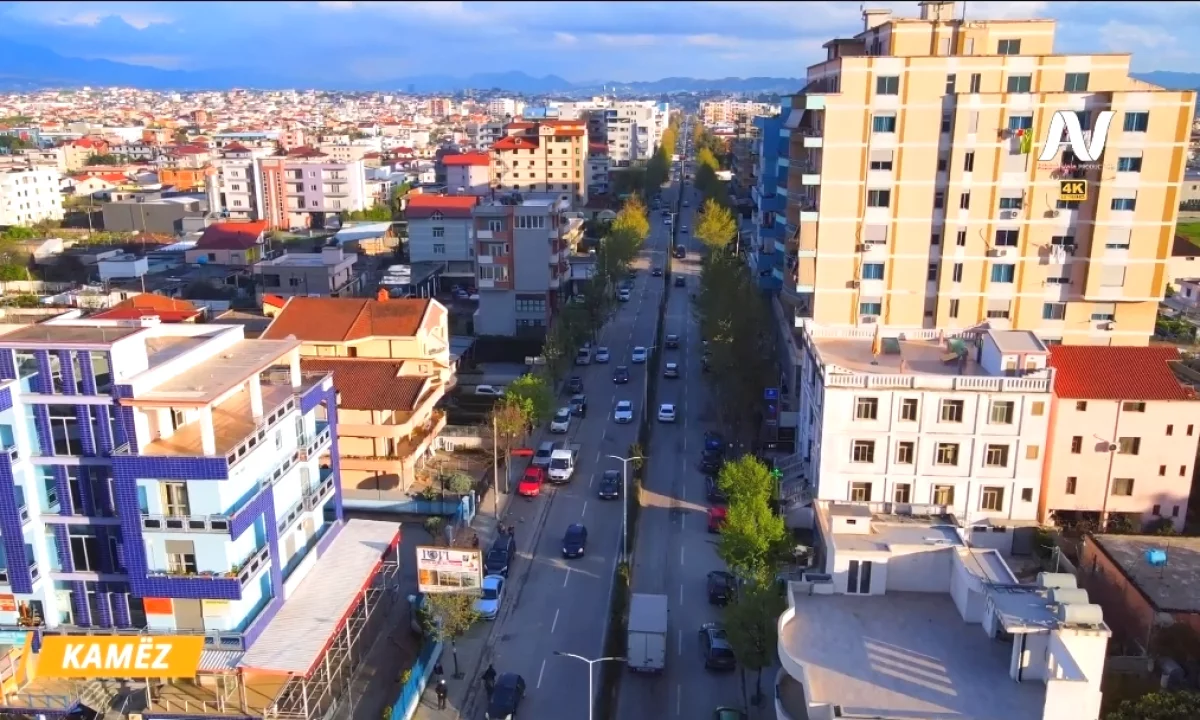 Shtepi ne shitje Apartament ne Tirane, 2+1, Mobilimi Bosh, pa mobiluar, Pagesa 67,500  Euro.