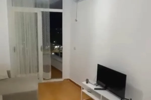 Shtepi ne shitje Apartament ne Tirane, 1+1, Mobilimi E mobiluar, Pagesa 11,500,000  Leke.