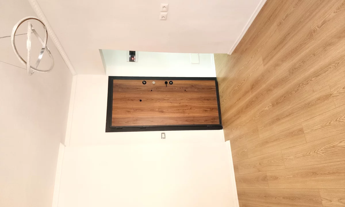 Shtepi ne shitje Apartament ne Tirane, 1+1, Mobilimi Bosh, pa mobiluar, Pagesa 7,000,000  Leke.