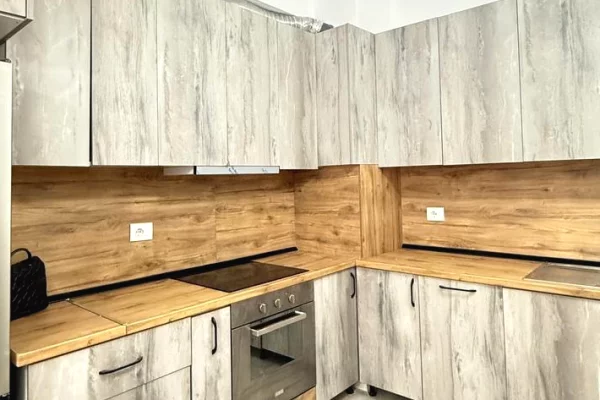 Shtepi me qera Apartament ne Tirane, 1+1, Mobilimi E mobiluar, Pagesa 500  Euro.