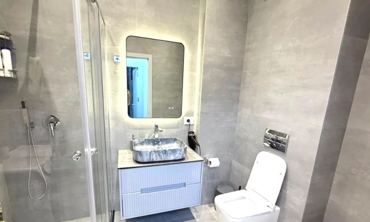 Shtepi me qera Apartament ne Tirane, 2+1, Mobilimi E mobiluar, Pagesa 55,000  Leke.