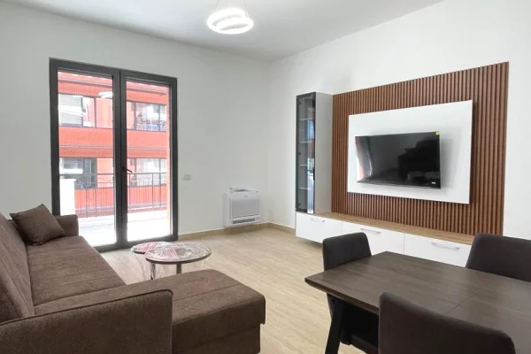 Shtepi me qera Apartament ne Tirane, 1+1, Mobilimi E mobiluar, Pagesa 90,000  Leke.
