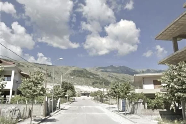 Terreno in vendita a Argirocastro - 3,000,000 Leke