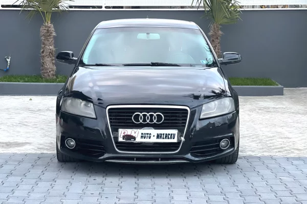 Auto in Vendita a Fier, Audi, 2012 Diesel,Kambio Automatik Pagamento 5,700  Euro.