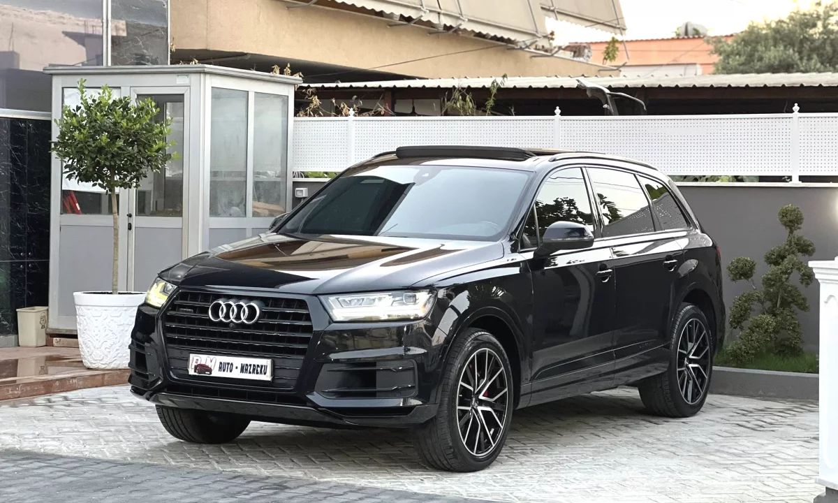 Makina ne shitje ne Fier, Audi, 2017 Benzine,Kambio Automatik Pagesa 19,999  Euro.
