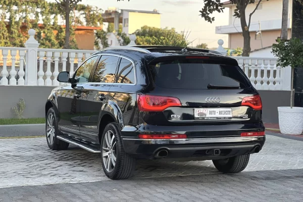 Auto in Vendita a Fier, Audi, 2013 Diesel,Kambio Automatik Pagamento 8,500  Euro.