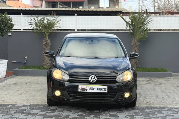 Makina ne shitje ne Fier, Volkswagen, 2012 Diesel,Kambio Manual Pagesa 4,500  Euro.