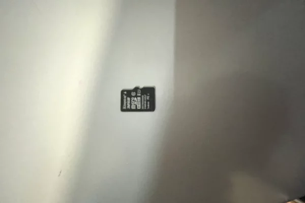 🔥 OKAZION: NINTENDO SWITCH OLED MARIO RED + CUSTODIA HEYSTOP + 4 LOJERA